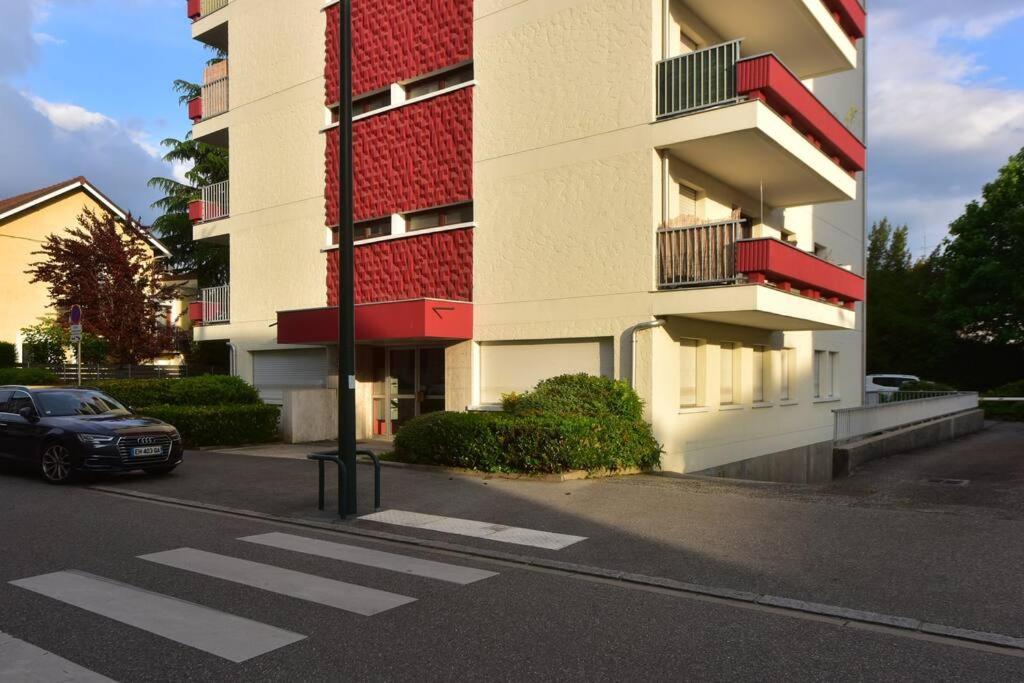 אנסי Cabana & Le Central - Proche Lac , Terrasse Et Parking מראה חיצוני תמונה